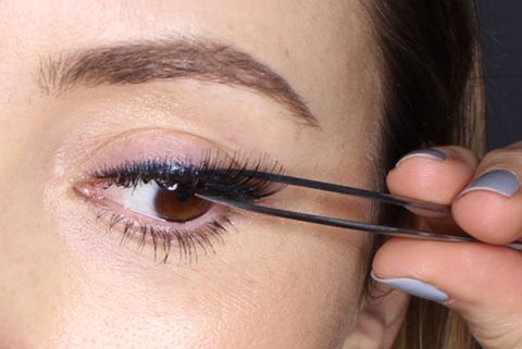 Easily Apply Strip Lashes YOURSELF!