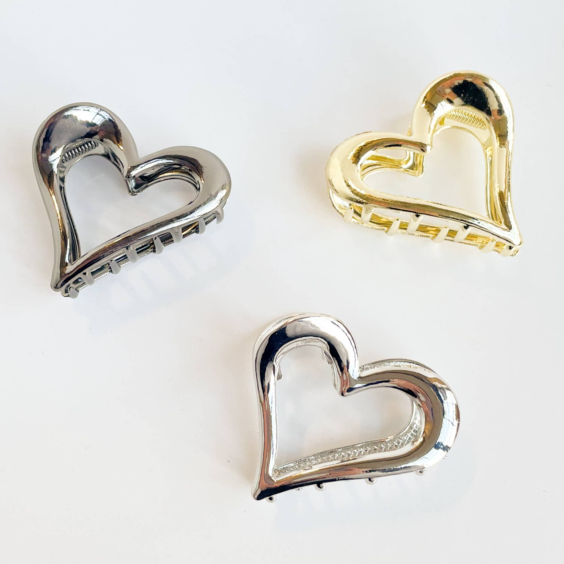 Amara | Heart Shape Metal Claw Clip: Assorted